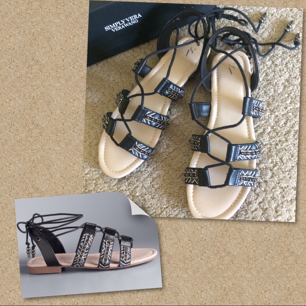 Simply Vera Wang black beaded strappy sandals gladiator NEW
